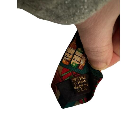 Alynn Neckwear Single Malt Scotch Whiskey Aged Highlands Vintage Necktie - Picture 4 of 7